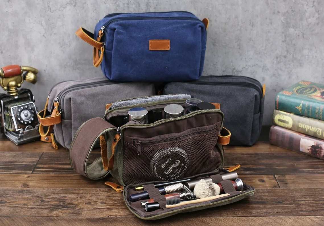 Toiletry Bag A668800